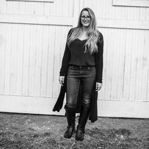 Meet your Posher, Pearl